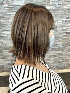 ヘアーアンドビューティーガーデン(HAIR AND BEAUTY GARDEN) 栃木大人ショートボブグレイカラー白髪染め白髪ぼかしハイライト