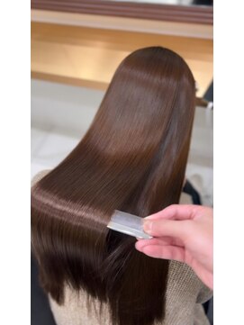 ミユーズ 表参道(Miyu's) 癖とさよなら【美髪縮毛矯正】+最高峰ケラチン髪質改善