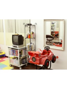 【キッズスペース有】お子様連れも大歓迎！再現性抜群の技術で、いつでも綺麗に。