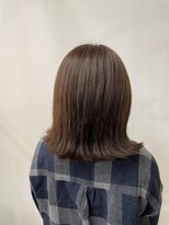 ディシェーレローブ(die Schere Lob) 抜け感のある初カラー