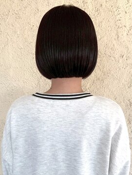 プリモ ココ 鍋島店(Primo coco.) 切りっぱなしボブ 艶髪 ストレート アッシュブラウン 髪質改善