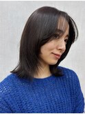 ミディアムヘア レイヤー レイヤーカット 顔まわり 前髪カット