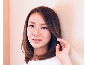 レイアンドアビオン(RAY&ABION)の写真/【紫外線対策&髪質改善】うねりに悩まない.毎日がサロン帰りの私に☆艶で魅せる大人のストレート