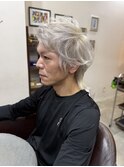 ホワイトシルバーウルフ