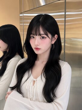 シー バイ ロンド 新宿(Sea by Lond) くびれレイヤー×ダークブルー/オリーブベージュ/髪質改善/新宿