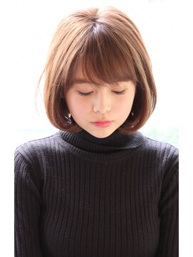 レウナ 外苑前(Reuna) 【３０代４０代50代】大人女性におススメひし形ボブ