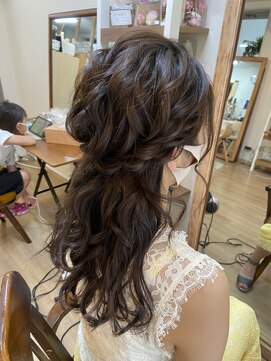 ロカット サロン(Roquat Salon) お出かけハーフアップアレンジ　【ヘアアレンジ　立川/立川南】