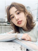 強めウェーブボブ_クールショートピンクベージュボブルフ_47961