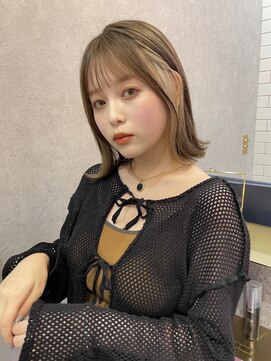 ロンド レア 天神大名店(Lond Le’a) ダブルカラー/インナーカラー/イヤリングカラー/こなれミディ