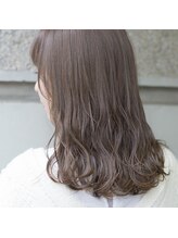 SiLOイチオシ！″やわらか透明感カラー″ でこなれ大人女性に◇