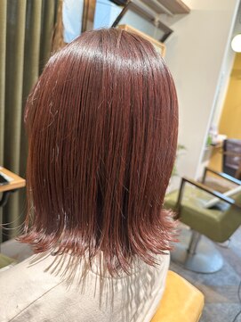 ムーン(moon) #グレージュカラー #シルキーベージュ #斜めバング