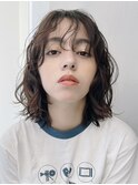 顔周りレイヤーカットくびれヘアミルクティーベージュカラー