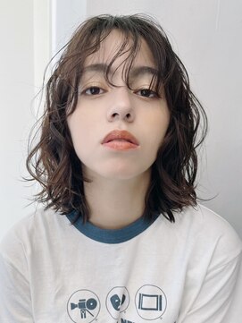 ノイ(noi) 顔周りレイヤーカットくびれヘアミルクティーベージュカラー
