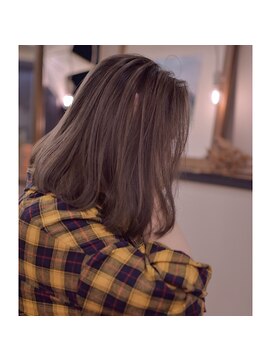 ダラ(DARA) 【ハイライト】透明感グレージュ