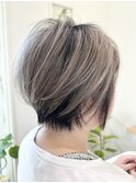 前下がりショートボブ