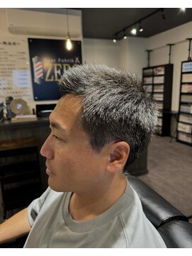 ハールファブリークゼロ(Haar Fabrik ZERO) ツンツンに