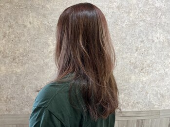 ノア(noix)の写真/普段のお手入れが簡単に収まるカットが得意！髪のクセを活かしたカットで、扱いやすいスタイルが叶う☆