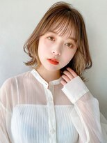 レイヤーカットシースルーバング大人ボブふんわりミディアム