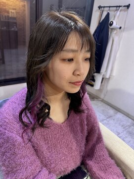 ヘアーパーチ(HAIR perch) さりげないイヤリング×ピンクカラー