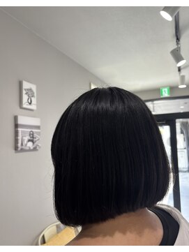 ソラナ 流山おおたかの森(solana) 前下がりボブ