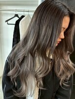 ウィリーベル 沖縄(WILLIE BELLE) 外国人風ハイライト/バレイヤージュ/ハイライト/ゴールド