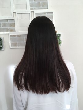 ヘアーアンドネイルフォレスト(Hair&Nail FOREST.) 重めロングで女性らしく
