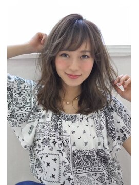 ステラ(Ster.) シアーグレージュカラースタイル