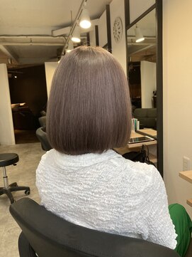 ラフ 難波店(LAFF) #ショコラアッシュ#ヘルシースタイル#ふんわりカール