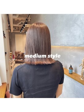 リトグラフ(Lithograph) ミディアムヘア