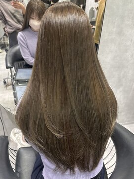 シティ(CITY) ツヤ髪　髪質改善トリートメント×レイヤーカット【CHICA】