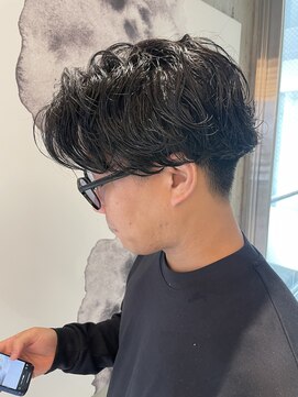 バロンフェム(baLon.fem) 【お客様スタイル】センターパートルーズパーマ