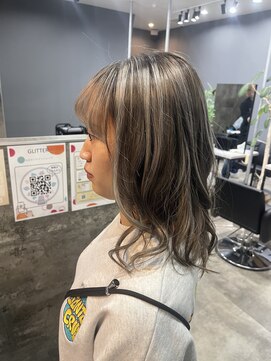 グリッター(GLITTER) シルバーハイライト／ブリーチ2回以上