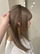 ゼストララ(ZEST Lara)&nbsp;柔らかいベージュカラー【吉祥寺】斎藤百花