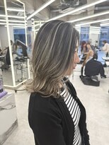 スウィープ 札幌大通(sweep)&nbsp;立体感◎ハイライト×グレージュで抜け感アップ☆韓国ヘア