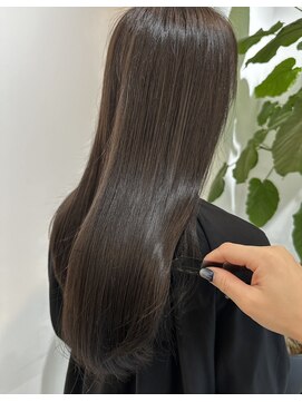 イニ 福井店(ini) ブリーチなしワンカラー×オリーブグレージュ