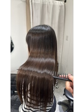 ウム(UMU) 髪質改善/縮毛矯正/ストレート/髪質改善トリートメント