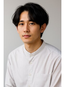 サーカス バイ ビュートリアム 青山(CIRCUS by BEAUTRIUM) ナチュラルセンターパート ツーブロック