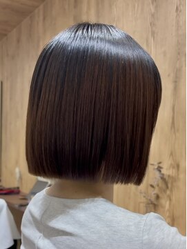 ラル(Lull) 【鈴木悠孝】あごラインボブ/ぱつっとボブ/美髪ストレート