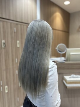 アッシュ 等々力店(Ash) ホワイトグレージュ