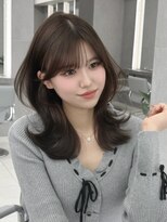 マウル ナゴヤ 名駅(MAEUL NAGOYA)&nbsp;ミディアムレイヤー　くびれ巻き　流し前髪『桔川 恒』