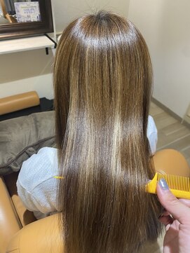 トゥーリ 筑紫野店(tuuli) tuuli 筑紫野★★ハイライトしてても縮毛矯正　RIO