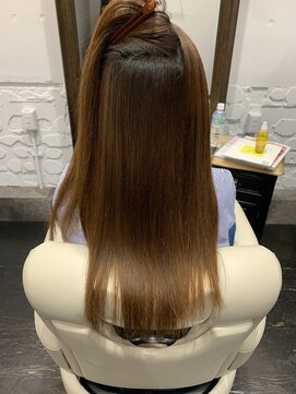 アルコイリスバイドールヘアー(ARCOIRIS by Dollhair) 黒髪ロングストレートグレーベージュエギョモリオン眉ショート
