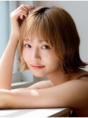 切りっぱなしベージュくびれボブ