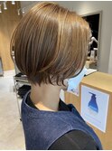ショートボブ×ベージュカラー_TREAT妙典