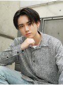 刈り上げセンターパートマッシュ
