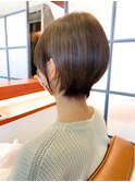 ショートボブ
