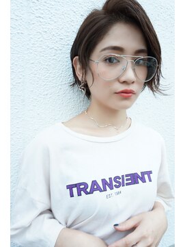 イーエス(E.S) ブリーチなしブラウンショート