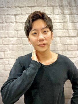 グレイスフルバーバー 赤坂見附店 骨格矯正黄金ひりツーブロックショート【赤坂】【床屋】