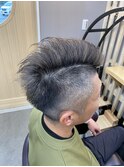 ツンツンサイドパートモヒカン
