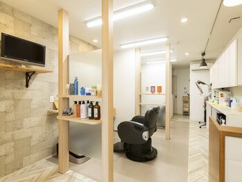 カットの館の写真/周りの目を気にせず、ゆったりとした時間を過ごせる♪あなたの理想のスタイルを叶えてくれる☆